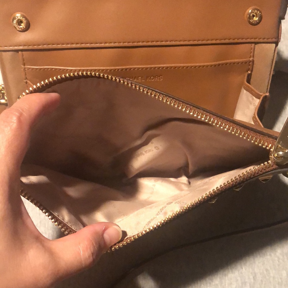 Michael Kors Bag - Picture 3 of 6